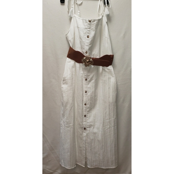 NWT &Merci White Maxi Dress - Picture 10 of 10